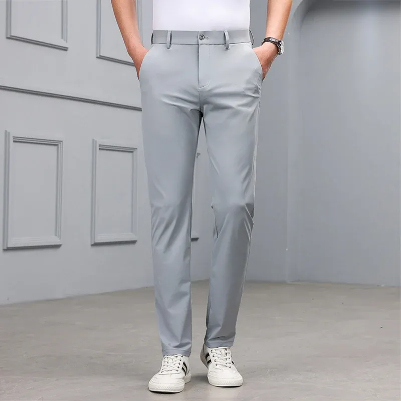 Herren bequeme Stretch-Hose mit praktischem Schnitt – Sorevano